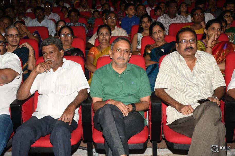 Babu-Bangaram-Movie-Audio-Launch